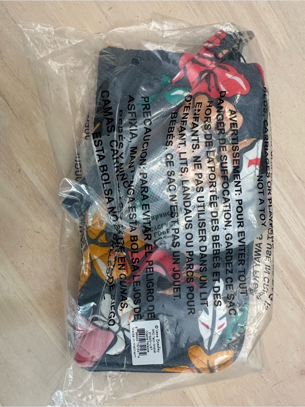 NWT Vera Bradley Tech Wristlet in Coastal Paradise - Picture 9 of 10